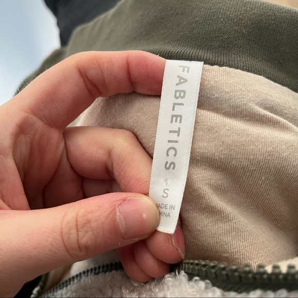 Fabletics Dream Polar Fleece Pullover - Picture 5 of 6